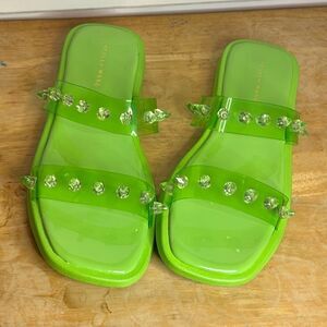 NWOT Azalea Wang Neon Green Spiked Double Strap Slip On Flip Flop Sandals Size 9